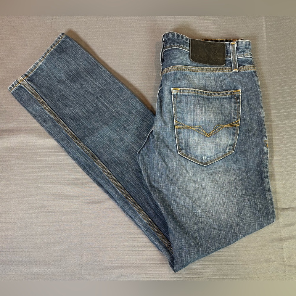 GUESS Vermont Slim Jeans Men’s 31x34 Light Wash Slim Fit Stretch Denim